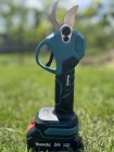 Аккумуляторный Секатор Makita DUP270 в кейсе